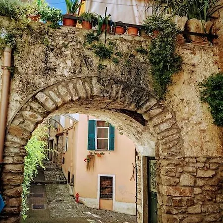 Apartament Casa Amarcord Appartamento Vintage Con Parcheggio San Remo